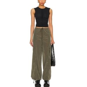 NWT Lovers And Friends Noah Cargo Pant In Olive Green Medium Nylon